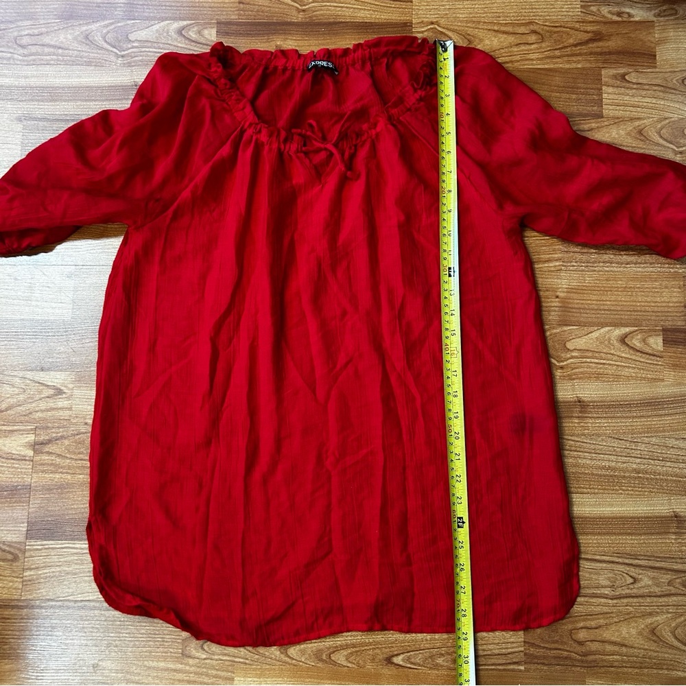 4/$15 Express red blouse - Picture 5 of 7